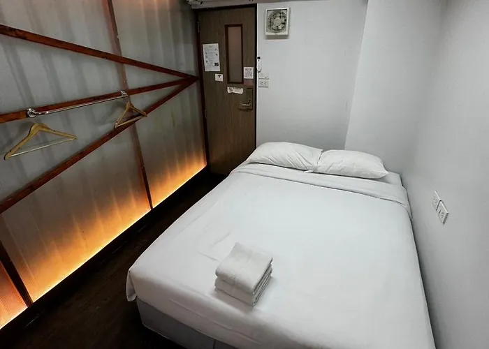 Glur Pratunam Hostal