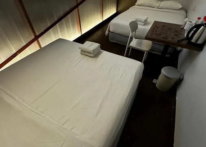 Hostal Glur Pratunam Bangkok