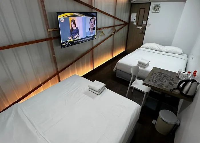 Glur Pratunam Hostal
