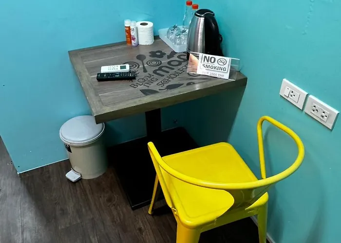 Hostal Glur Pratunam Bangkok