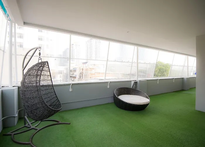 Glur Pratunam Bangkok